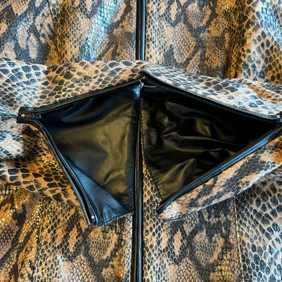 Joseph Ribkoff Python Jacket Zippered Front & Cuffs Size10 Faux Snakeskin - Picture 7 of 12